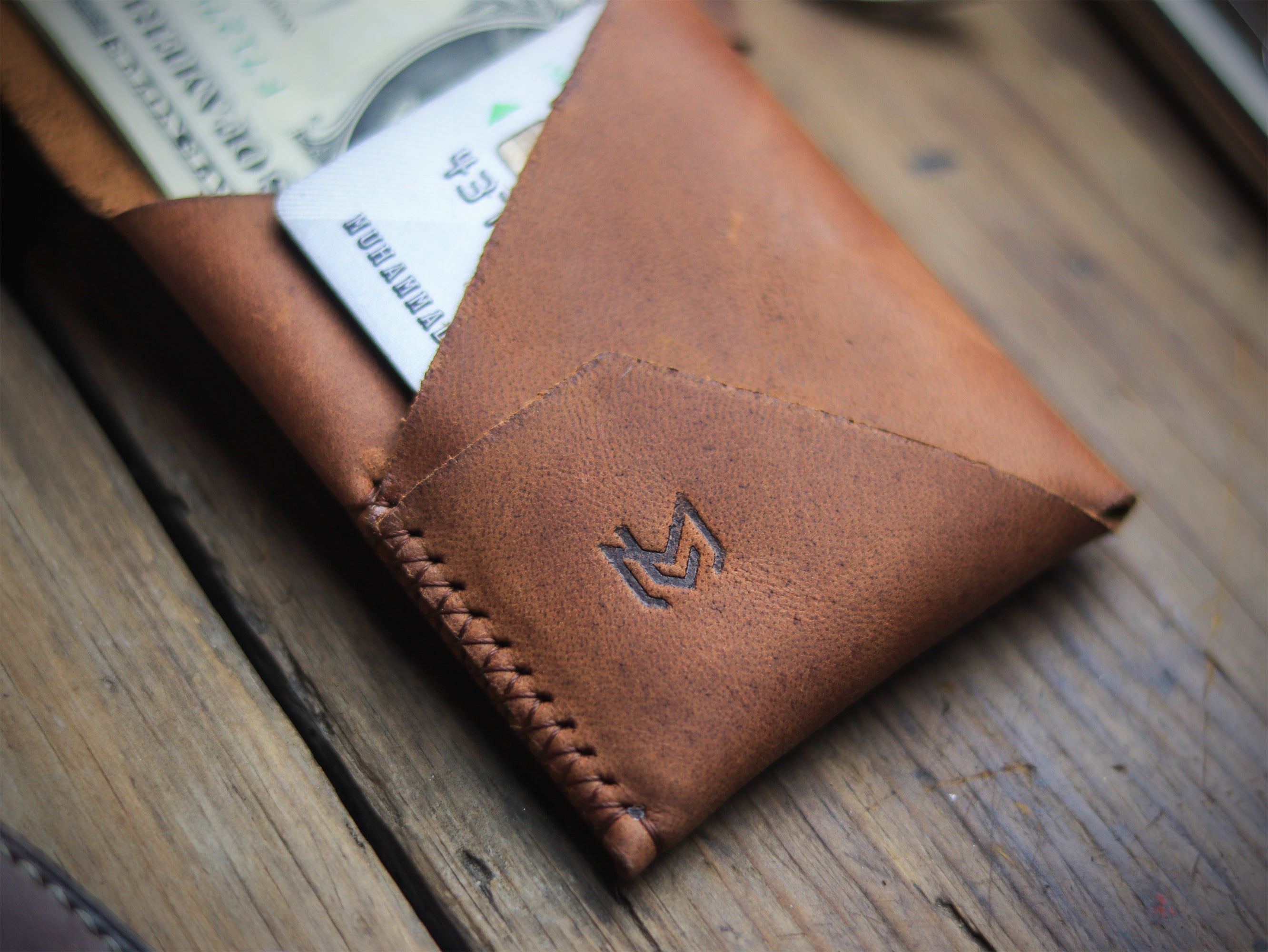 MOBIUS - COGNAC BROWN