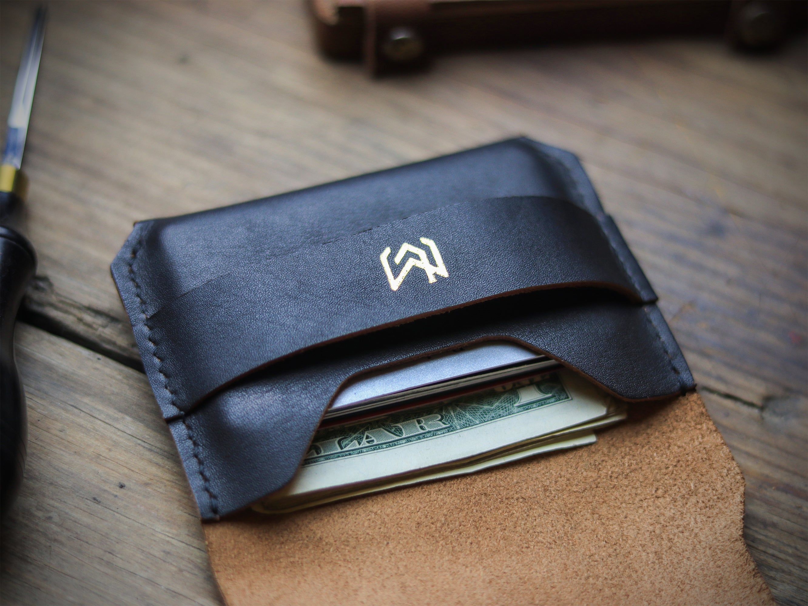 MAGNUM - HORWEEN BLACK
