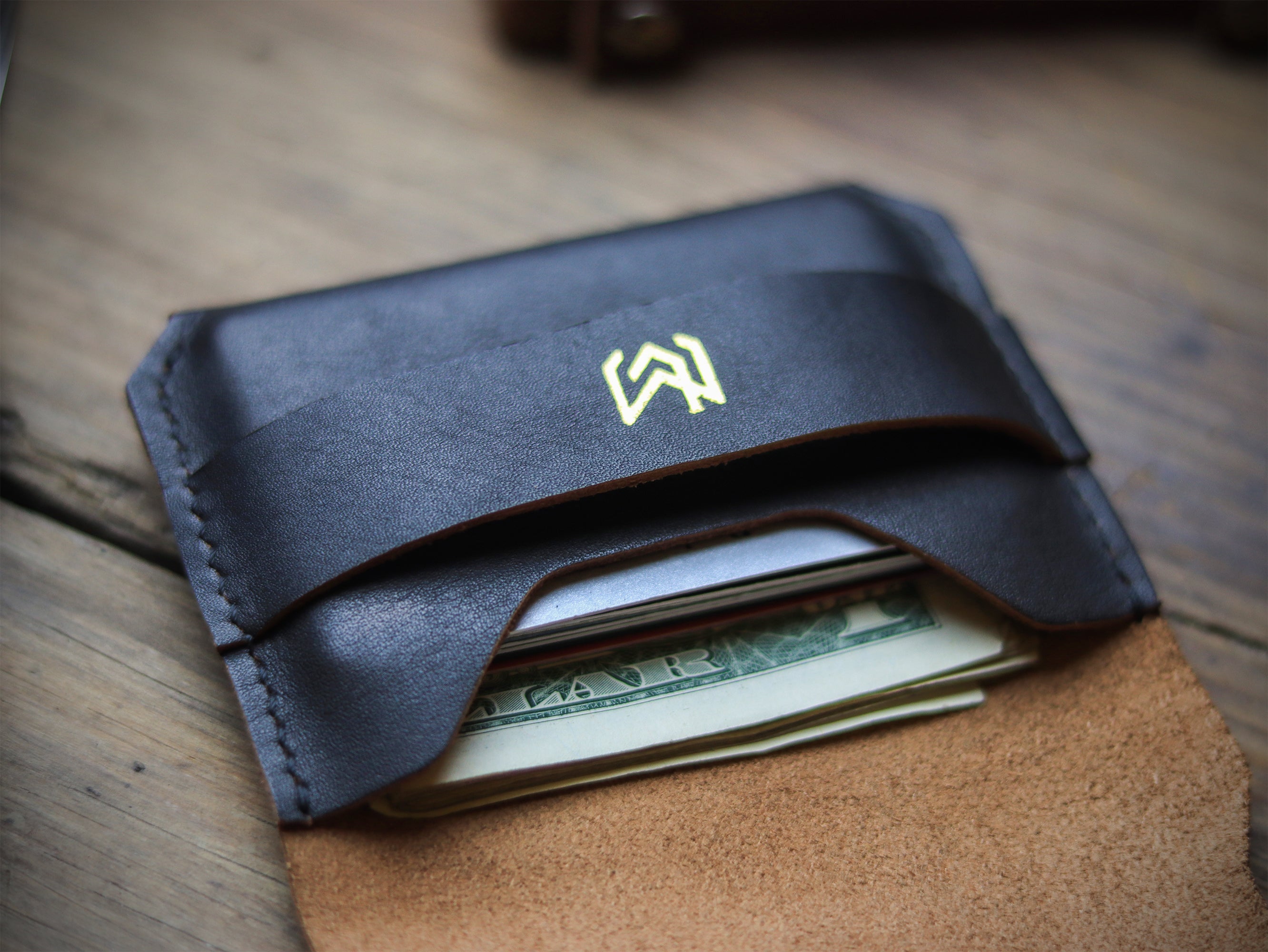 MAGNUM - HORWEEN BLACK