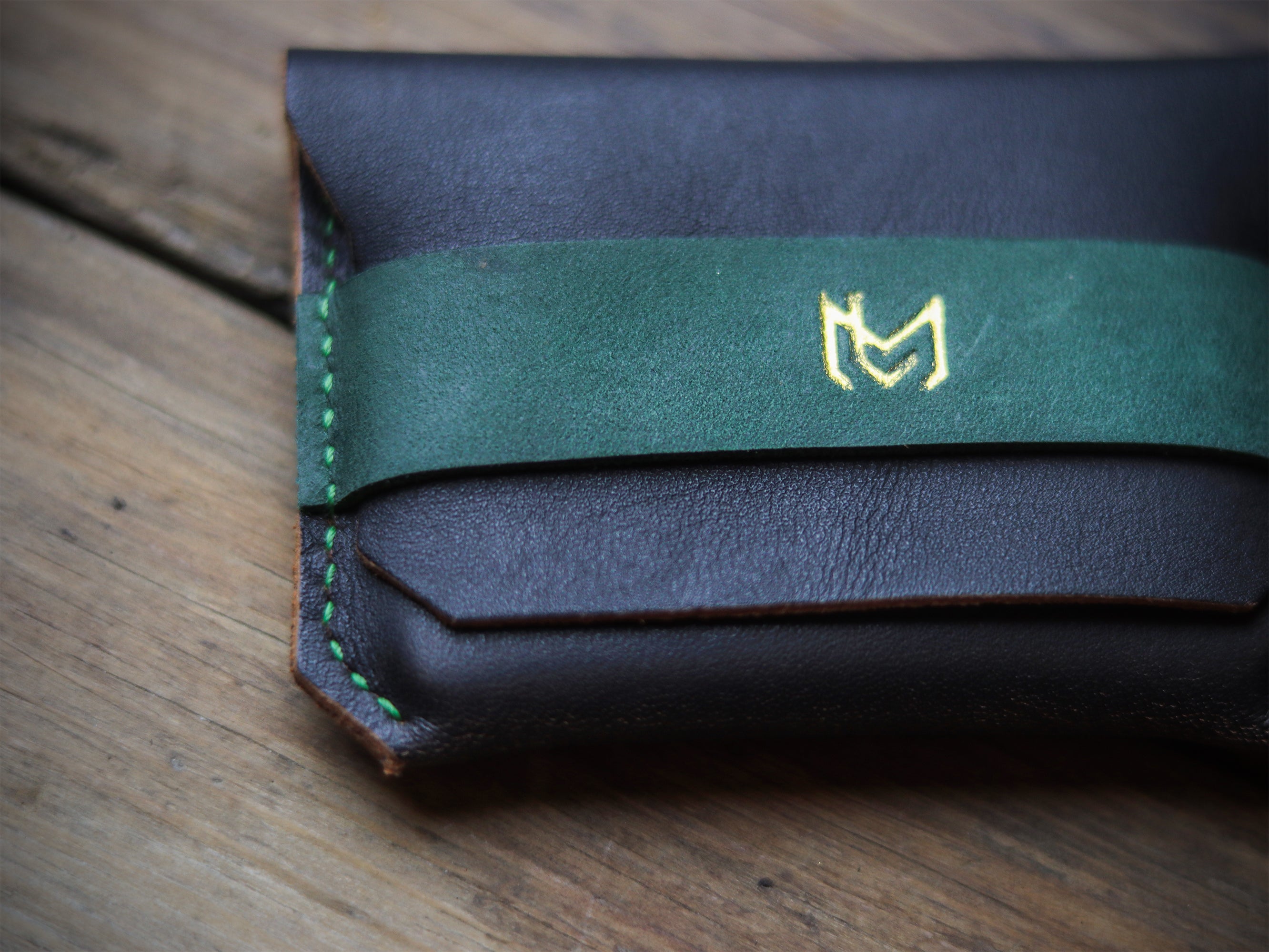 MAGNUM - BLACK & GREEN