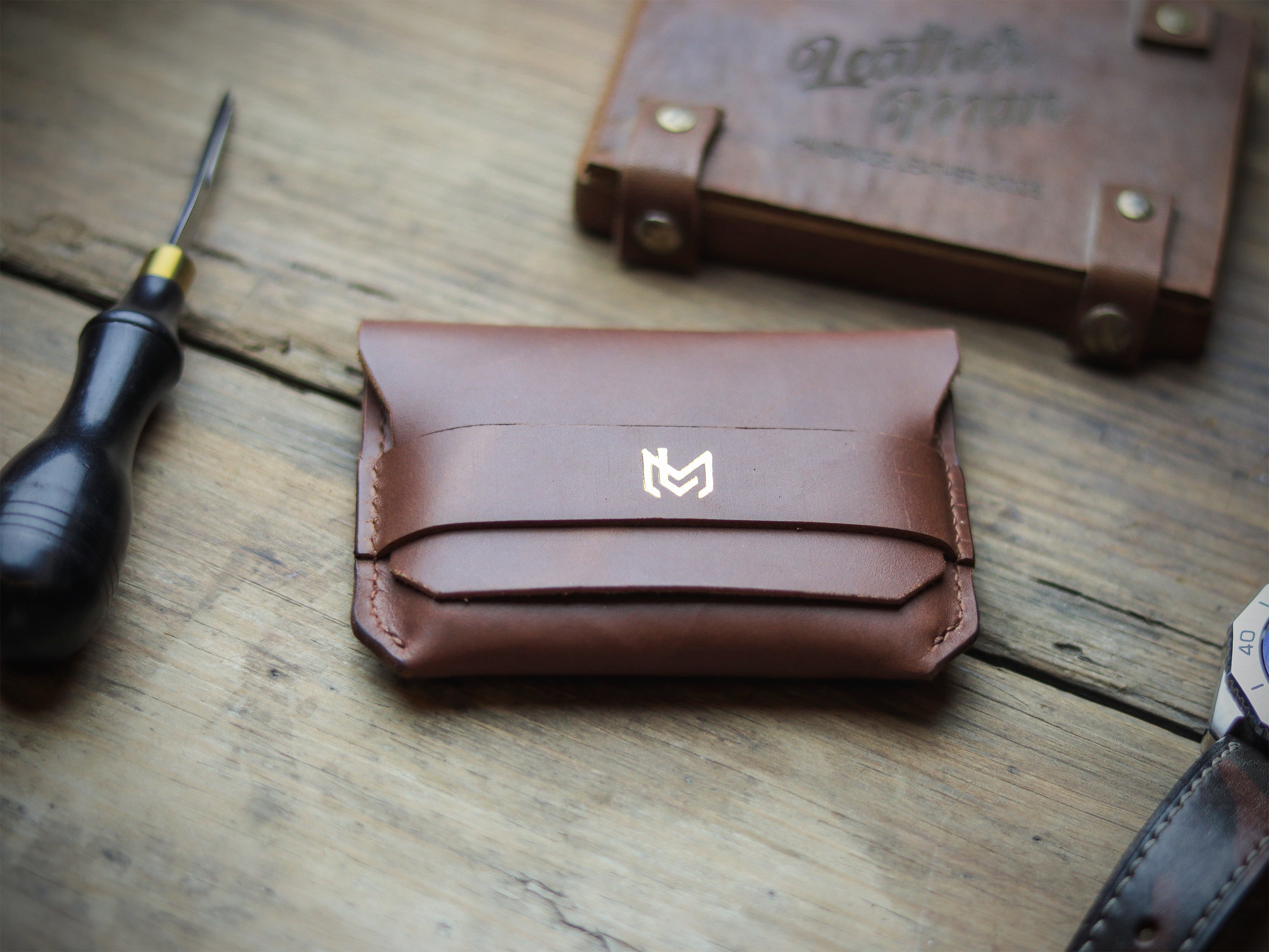MAGNUM - CHESTNUT BROWN